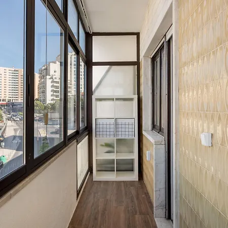 Campolide 2br Flat Lisboa