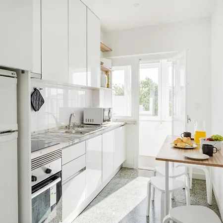 Campolide 2br Flat Daire Lisboa