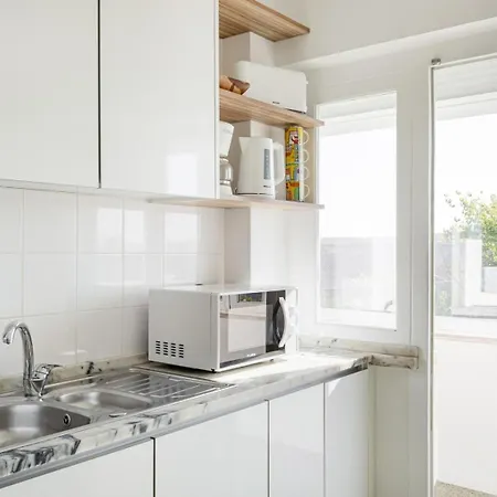 Campolide 2br Flat Daire