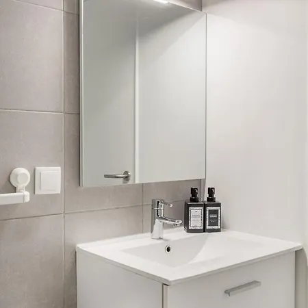 Campolide 2br Flat Appartement