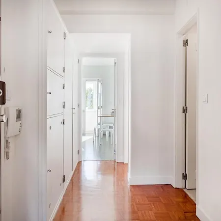 Appartement Campolide 2br Flat
