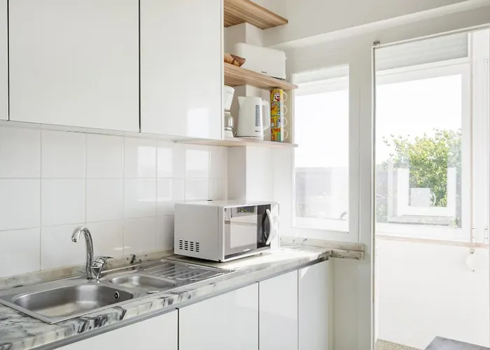 Campolide 2br Flat Appartement