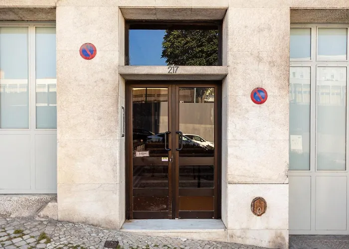 Campolide 2br Flat Appartement *