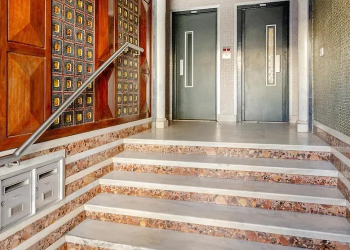 Campolide 2br Flat Appartement